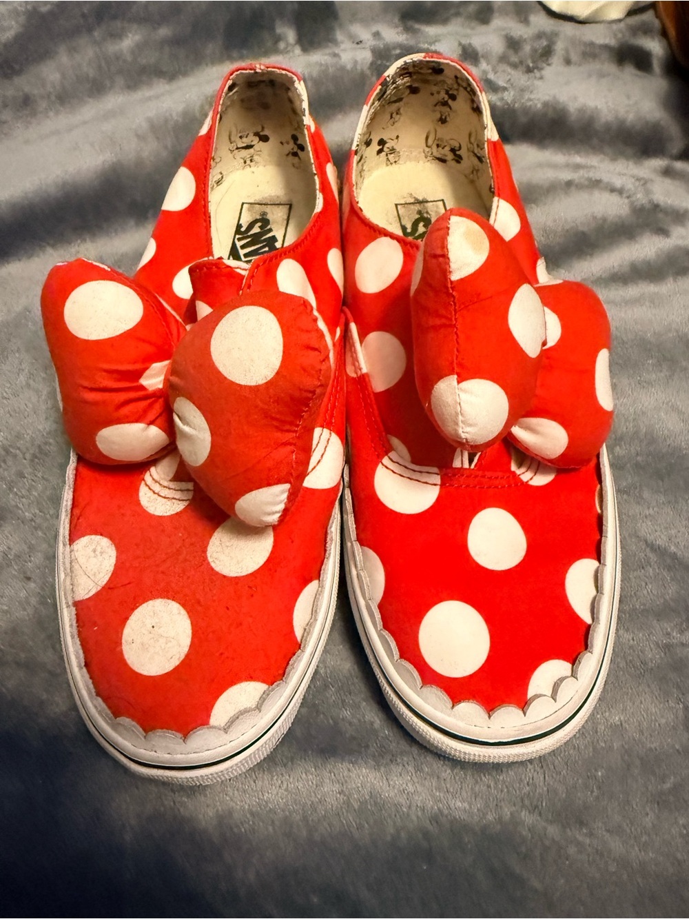 Minnie Mouse vans